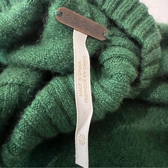 Free People Forest Green Cashmere Turtleneck Sweater - Picture 5 of 12